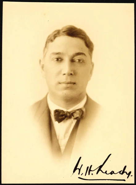 Photograph of Te Rangi Hīroa / Sir Peter Buck